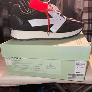 Off white hg runners